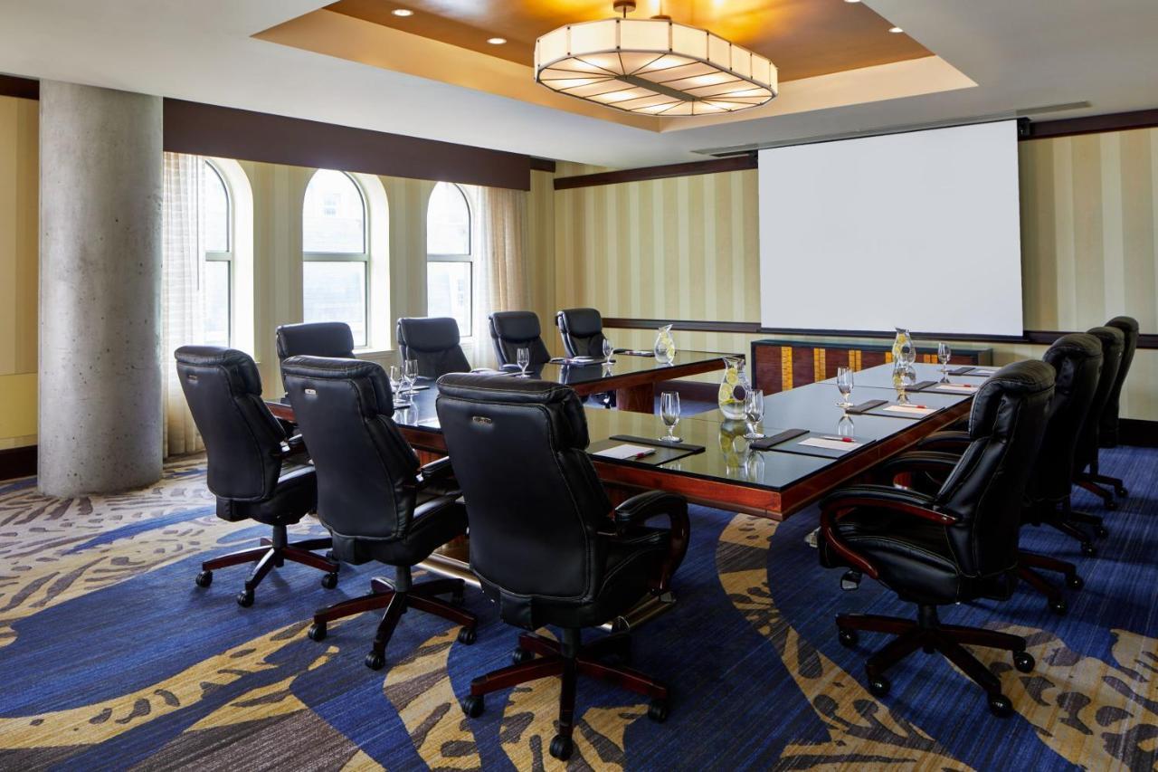 Lancaster Marriott At Penn Square Hotel Buitenkant foto