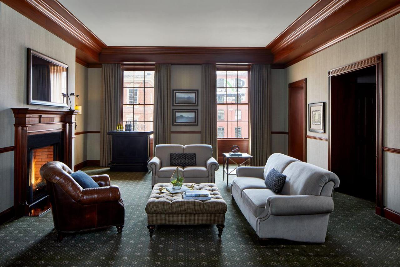 Lancaster Marriott At Penn Square Hotel Buitenkant foto