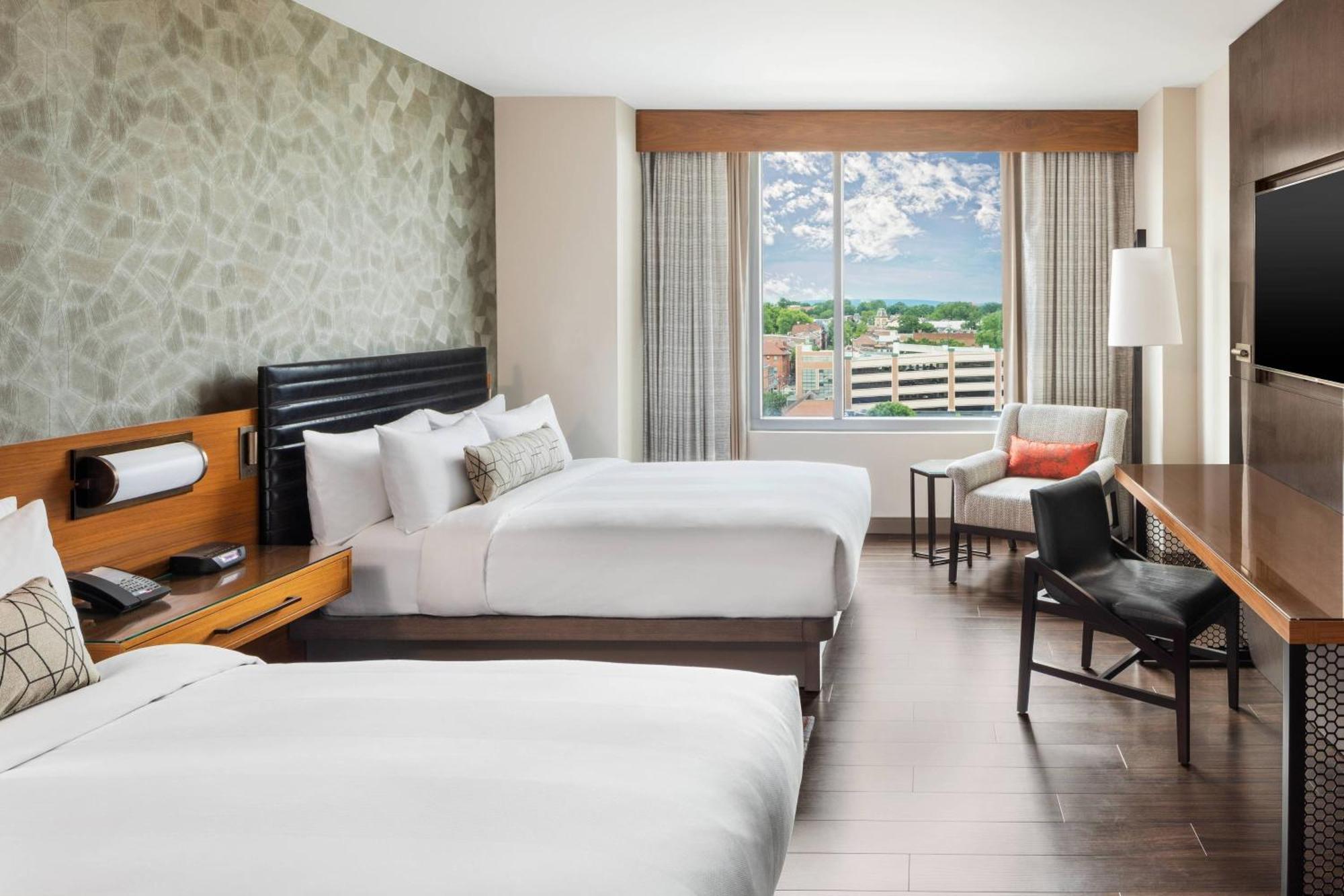 Lancaster Marriott At Penn Square Hotel Buitenkant foto